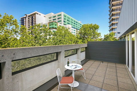 Quest Canberra City Walk - Accommodation Broadbeach 3