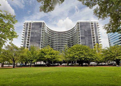 Astra Canberra Manhattan - Accommodation Broadbeach 0