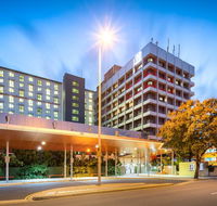 H on Smith Hotel - Accommodation Broadbeach