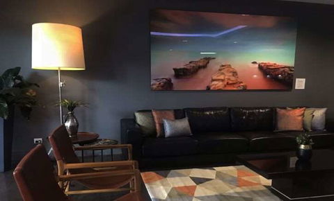 H On Smith Hotel - Accommodation Broadbeach 2