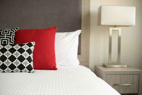 H On Smith Hotel - Accommodation Broadbeach 5