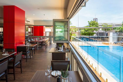 H On Smith Hotel - Accommodation Broadbeach 12