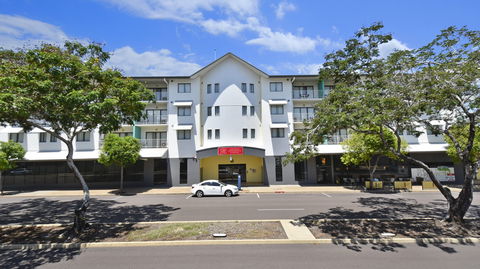 Metro Advance Apartments & Hotel - Accommodation Broadbeach 0