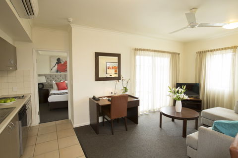 Metro Advance Apartments & Hotel - Accommodation Broadbeach 11
