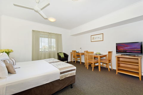 Metro Advance Apartments & Hotel - Accommodation Broadbeach 12