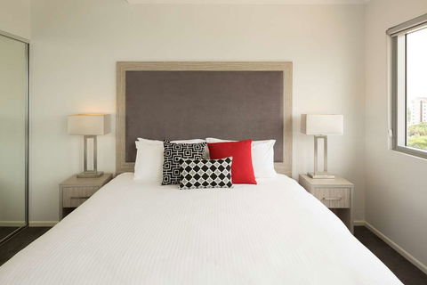 H On Smith Hotel - Accommodation Broadbeach 6