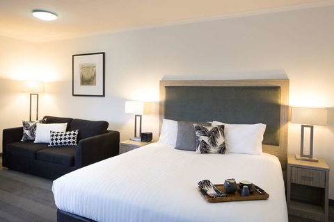 H On Smith Hotel - Accommodation Broadbeach 14