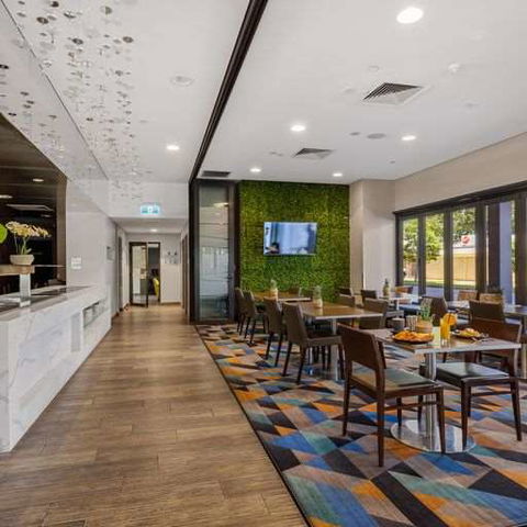 H On Mitchell Apartment Hotel - Accommodation Broadbeach 7