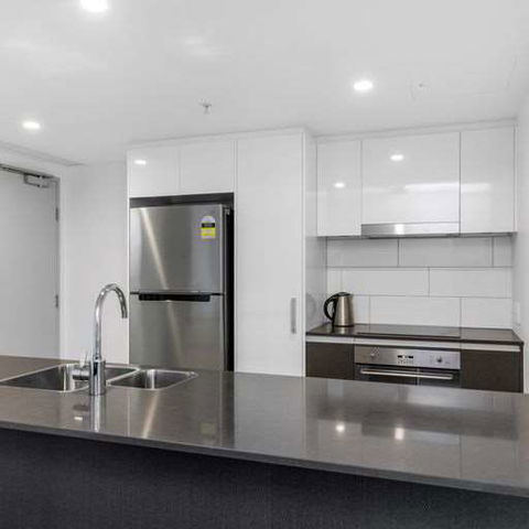H On Mitchell Apartment Hotel - Accommodation Broadbeach 11