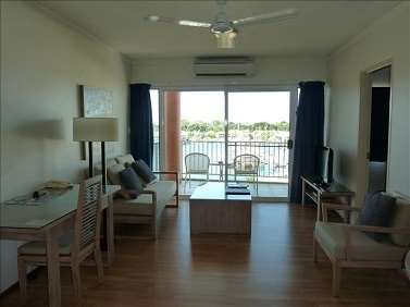 Cullen Bay Resorts - Accommodation Broadbeach 5