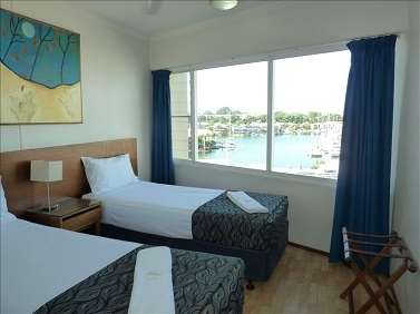 Cullen Bay Resorts - Accommodation Broadbeach 10