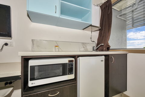 Vitina Studio Motel - Accommodation Broadbeach 10