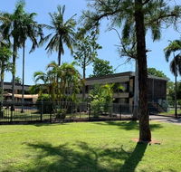 Pine Tree Motel - Accommodation Broadbeach