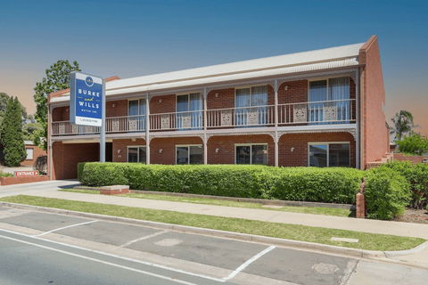 Burke & Wills Motor Inn - Accommodation Broadbeach 0