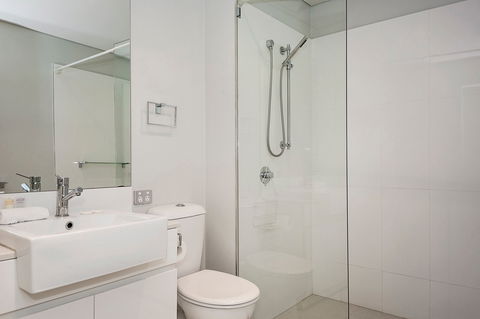 Astra Apartments Perth - Accommodation Broadbeach 2