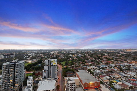 Astra Apartments Parramatta - Skyrise - Accommodation Broadbeach 0