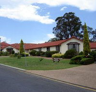 McNevins Warwick Motel - Accommodation Broadbeach