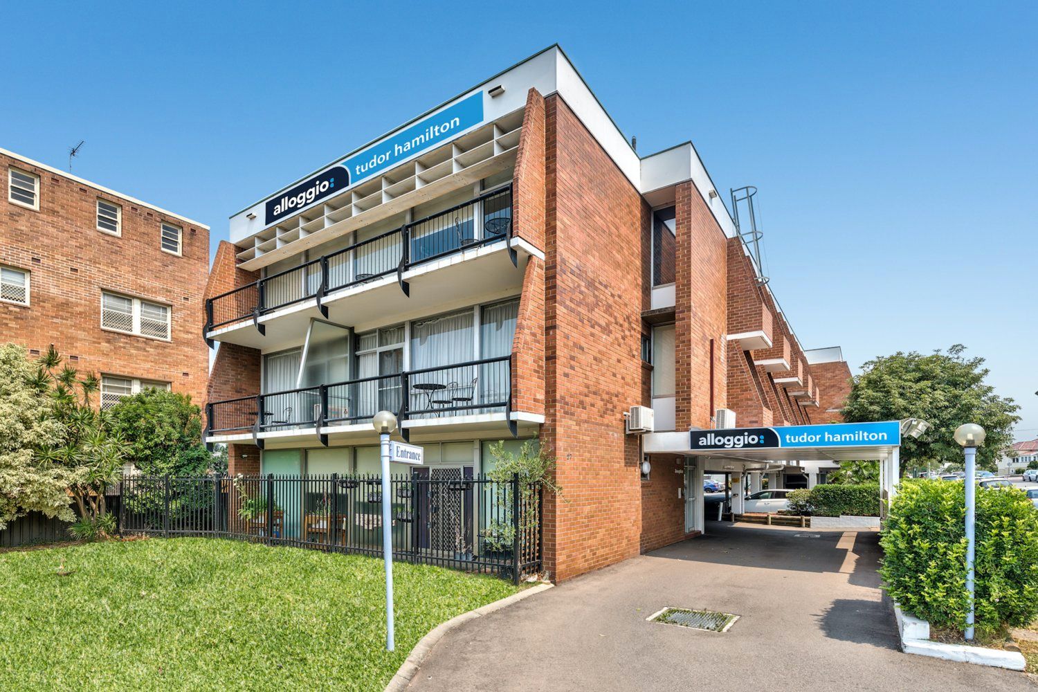 Booragul NSW Accommodation Broadbeach
