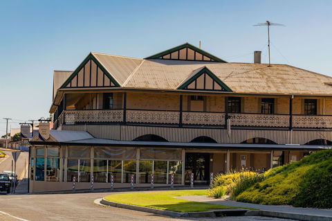 Aurora Ozone Hotel - Accommodation Broadbeach 1