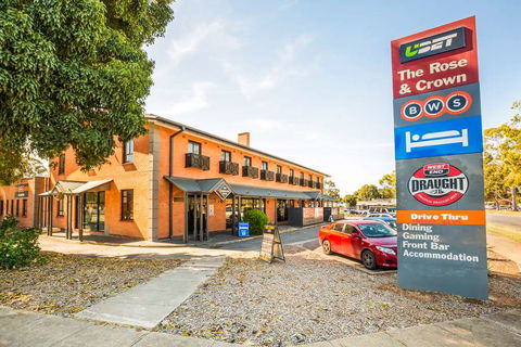 Nightcap Rose & Crown Hotel - Accommodation Broadbeach 0