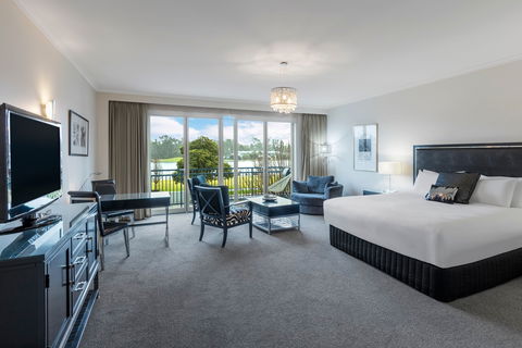 The Carrington - Accommodation Broadbeach 1