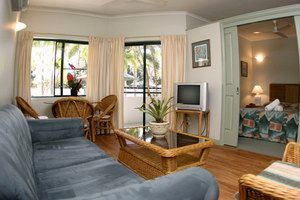 Half Moon Bay Resort - Accommodation Broadbeach 1