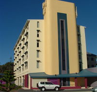 Ocean Beach Hotel - Accommodation Broadbeach
