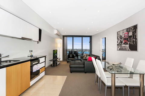 Astra Apartments Perth - Accommodation Broadbeach 9
