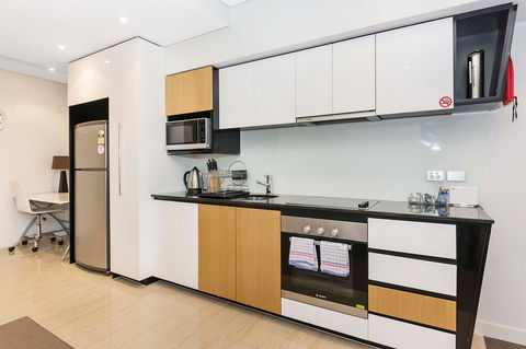 Astra Apartments Perth - Accommodation Broadbeach 16