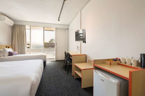 Nightcap At Waltzing Matilda Hotel - Accommodation Broadbeach 3