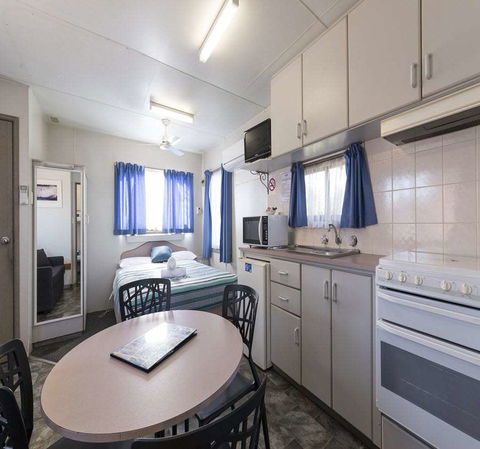 BIG4 Albury Tourist Park - Accommodation Broadbeach 2