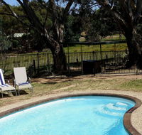 Golden Heritage Motor Inn  Cottages - Accommodation Broadbeach