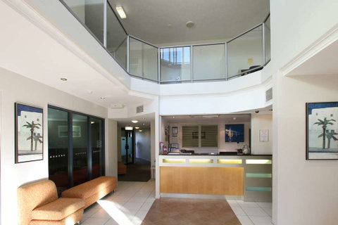 Caloundra Central Apartment Hotel - Accommodation Broadbeach 2