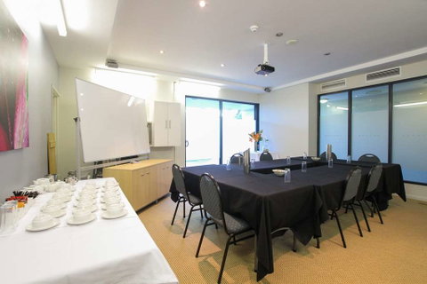 Caloundra Central Apartment Hotel - Accommodation Broadbeach 11
