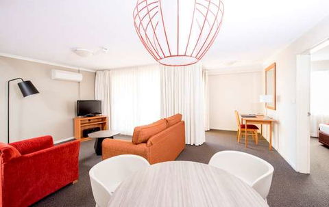 Mantra On Northbourne - Accommodation Broadbeach 1
