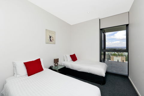 Astra Canberra Manhattan - Accommodation Broadbeach 9