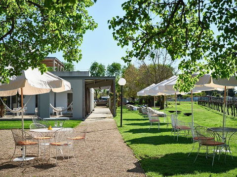 Lindenwarrah Hotel - Accommodation Broadbeach 3