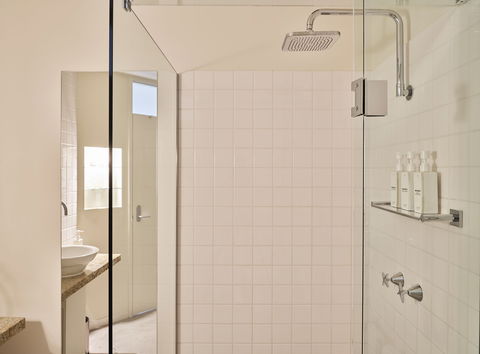 Lindenwarrah Hotel - Accommodation Broadbeach 10