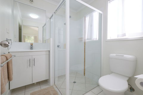 Barney Beach Accommodation Centre - Accommodation Broadbeach 2