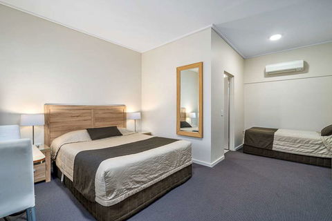 Quality Hotel Sherbourne Terrace - Accommodation Broadbeach 2