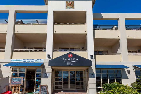 Ramada Resort Shoal Bay - Accommodation Broadbeach 1