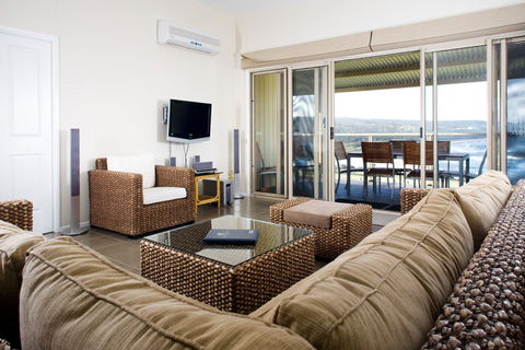 Merimbula Beach Resort & Holiday Park - Accommodation Broadbeach 1