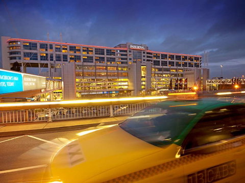 PARKROYAL Melbourne Airport - Accommodation Broadbeach 0