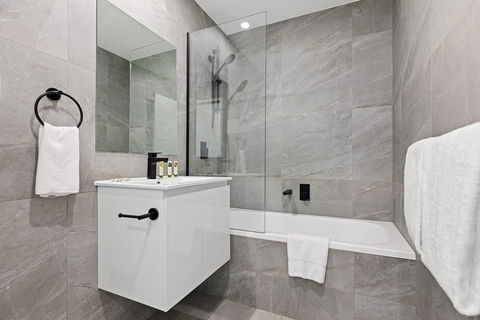 Astra Apartments Parramatta - Skyrise - Accommodation Broadbeach 11