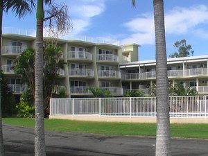 Cabarita Lake Apartments - Accommodation Broadbeach 0