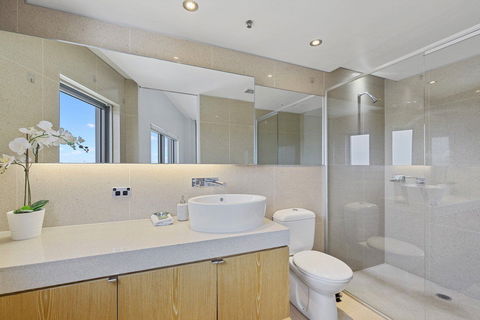 Astra Jasper - Accommodation Broadbeach 7