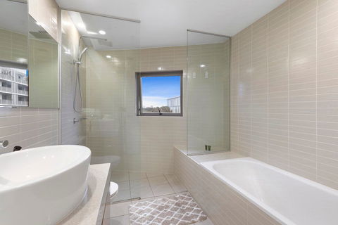 Astra Jasper - Accommodation Broadbeach 11