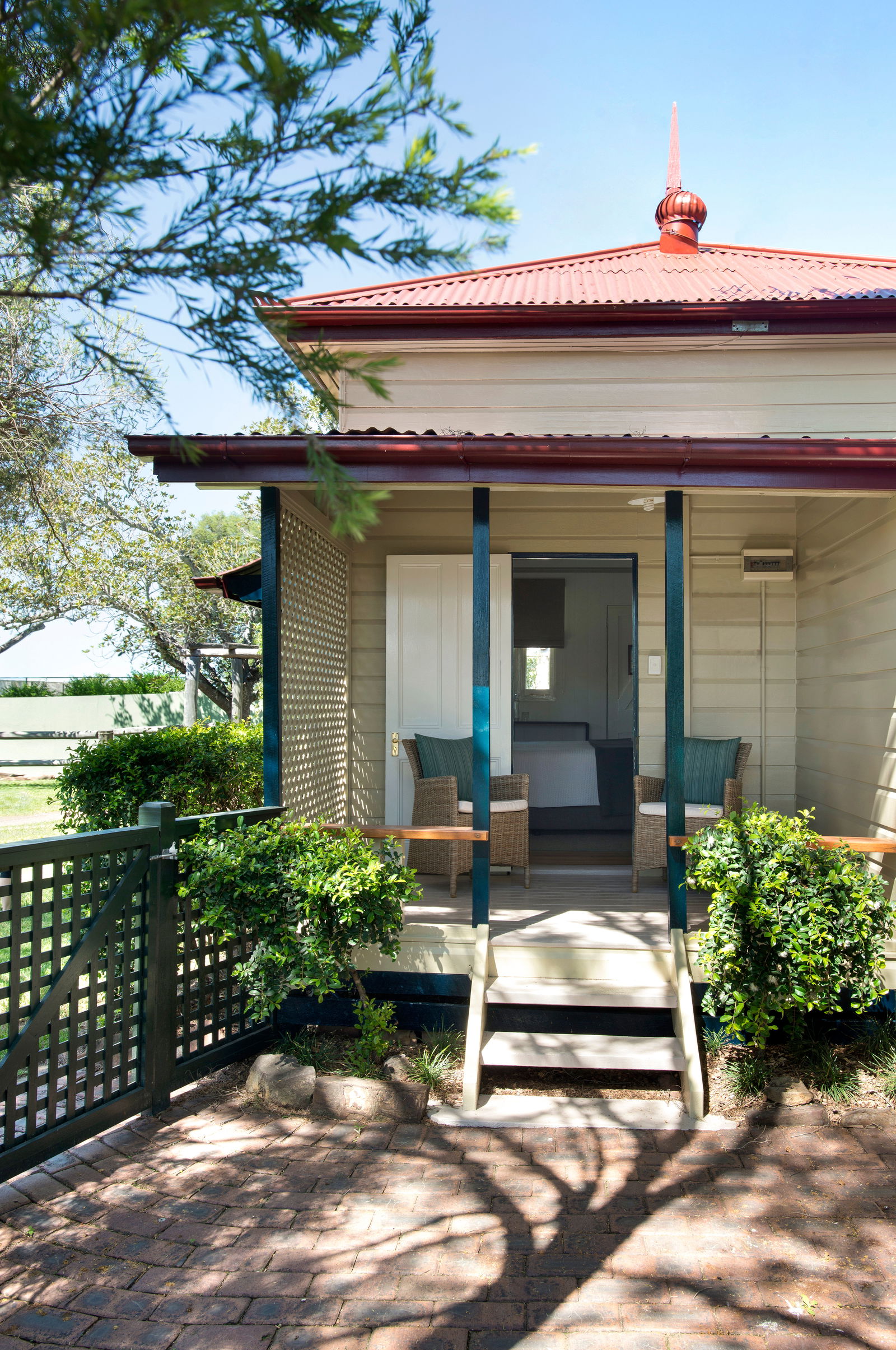 Ashwell QLD Accommodation Broadbeach