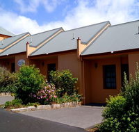 Meredith House and Mews - Accommodation Broadbeach
