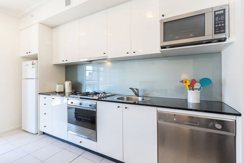 Astra Apartments Sydney CBD - Accommodation Broadbeach 2